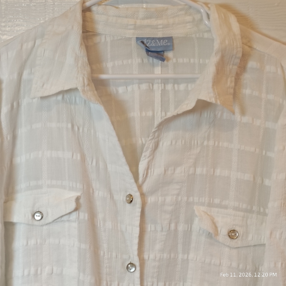 LIZ & ME WOMENS 3X  26/28W Button Up Top White Lightweight Resort 100% COTTON - Picture 2 of 6